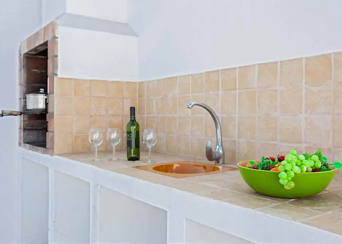 Dolores Πουέρτο Ντελ Κάρμεν